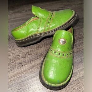 Double-H Vibrant Green Leather Western Slip-On Mules